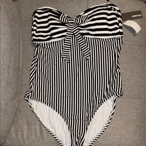 Kenneth Cole: Black & White Striped One-Piece Swimsuit - Bow Detail